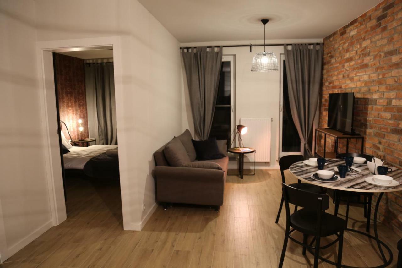 Concept Red Apartment Krakow Bagian luar foto